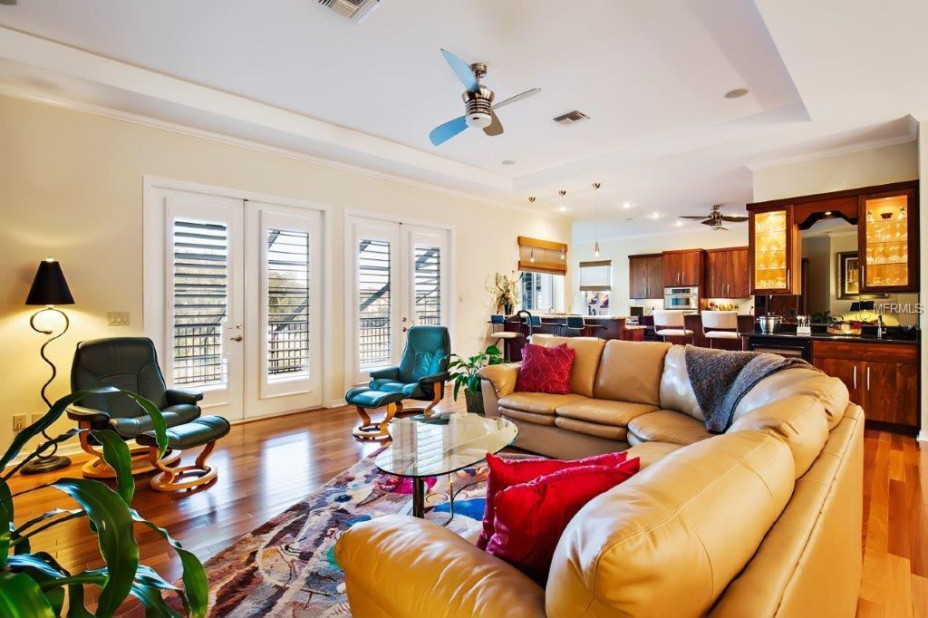 2220 PELICAN BAY PLAZA S, GULFPORT, Florida 33707, 4 Bedrooms Bedrooms, 5 Rooms Rooms,3 BathroomsBathrooms,Residential,For sale,PELICAN BAY,U7805775