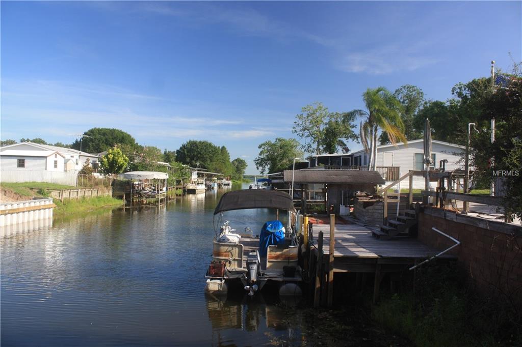 580 LAKESIDE BOULEVARD, KENANSVILLE, Florida 34739, 2 Bedrooms Bedrooms, 6 Rooms Rooms,2 BathroomsBathrooms,Residential,For sale,LAKESIDE,S4848109