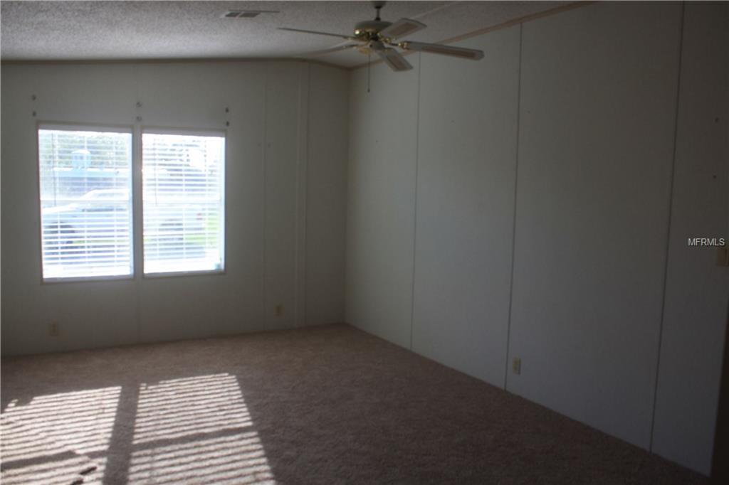 580 LAKESIDE BOULEVARD, KENANSVILLE, Florida 34739, 2 Bedrooms Bedrooms, 6 Rooms Rooms,2 BathroomsBathrooms,Residential,For sale,LAKESIDE,S4848109