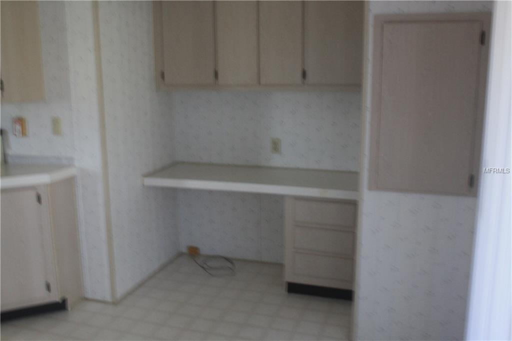 580 LAKESIDE BOULEVARD, KENANSVILLE, Florida 34739, 2 Bedrooms Bedrooms, 6 Rooms Rooms,2 BathroomsBathrooms,Residential,For sale,LAKESIDE,S4848109