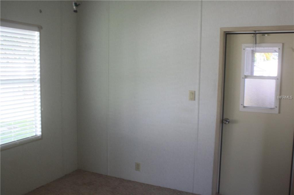 580 LAKESIDE BOULEVARD, KENANSVILLE, Florida 34739, 2 Bedrooms Bedrooms, 6 Rooms Rooms,2 BathroomsBathrooms,Residential,For sale,LAKESIDE,S4848109