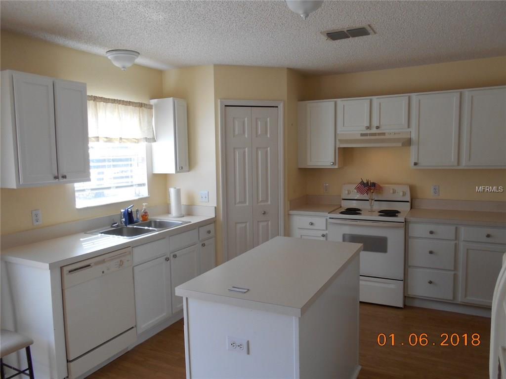 3368 DELTONA BOULEVARD, SPRING HILL, Florida 34606, 4 Bedrooms Bedrooms, 5 Rooms Rooms,2 BathroomsBathrooms,Residential,For sale,DELTONA,T2919032