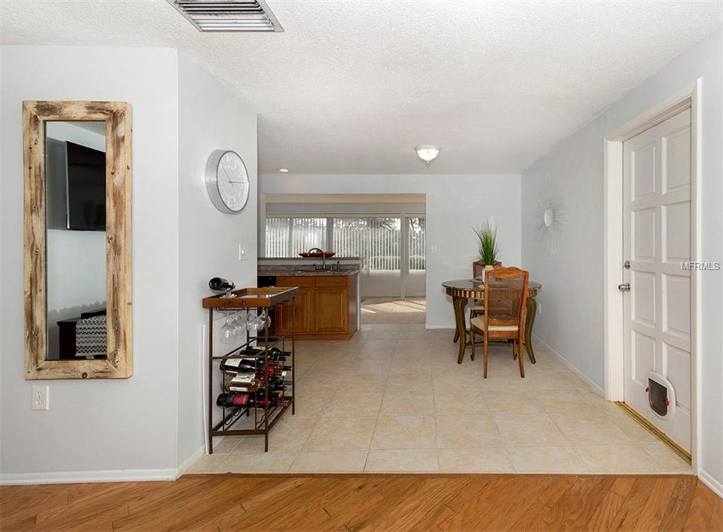 218 PARKVIEW DRIVE, VENICE, Florida 34293, 2 Bedrooms Bedrooms, 5 Rooms Rooms,2 BathroomsBathrooms,Residential,For sale,PARKVIEW,N5915665