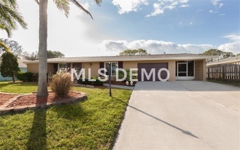 218 PARKVIEW DRIVE, VENICE, Florida 34293, 2 Bedrooms Bedrooms, 5 Rooms Rooms,2 BathroomsBathrooms,Residential,For sale,PARKVIEW,N5915665