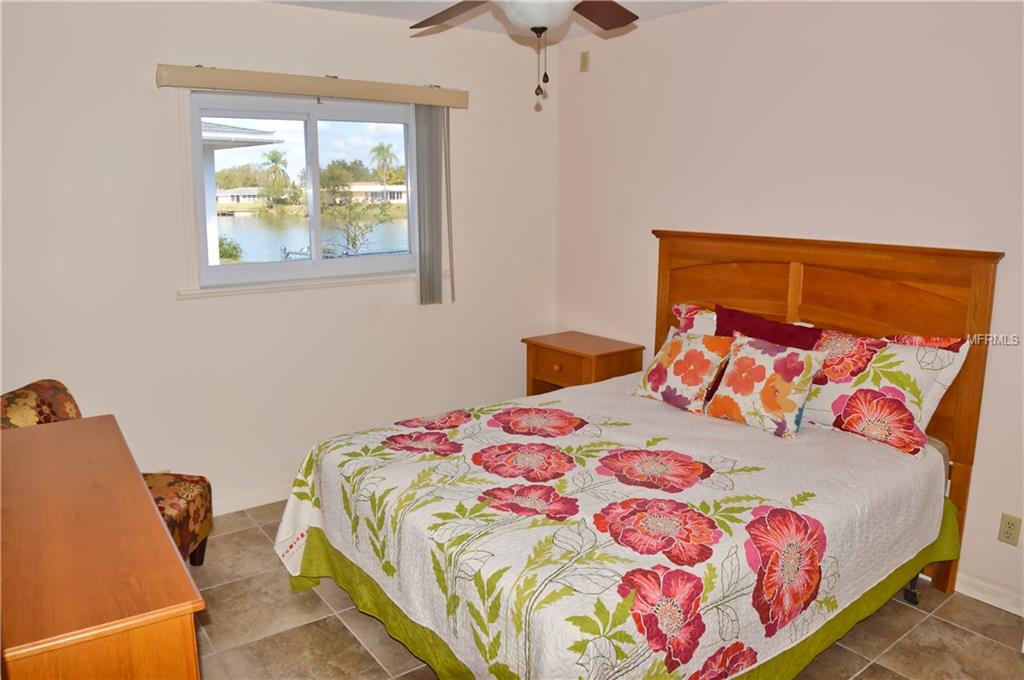 413 TIHAMI ROAD, VENICE, Florida 34293, 3 Bedrooms Bedrooms, 6 Rooms Rooms,2 BathroomsBathrooms,Residential,For sale,TIHAMI,N5915992