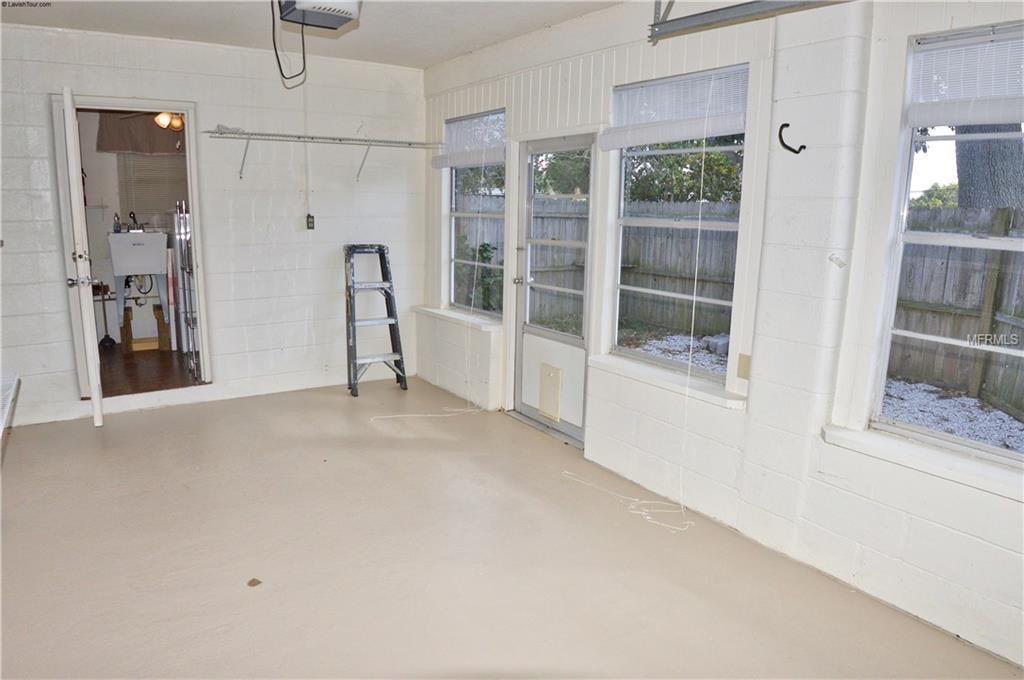 413 TIHAMI ROAD, VENICE, Florida 34293, 3 Bedrooms Bedrooms, 6 Rooms Rooms,2 BathroomsBathrooms,Residential,For sale,TIHAMI,N5915992