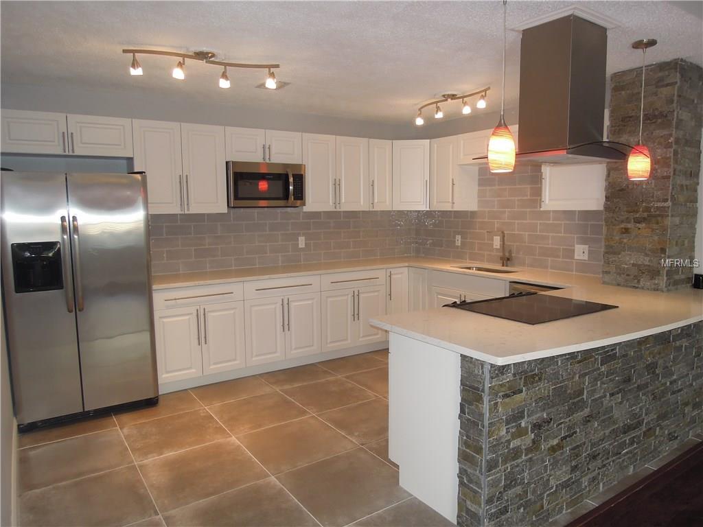 466 34TH AVENUE N, ST PETERSBURG, Florida 33704, 3 Bedrooms Bedrooms, 5 Rooms Rooms,2 BathroomsBathrooms,Residential,For sale,34TH,U7846200