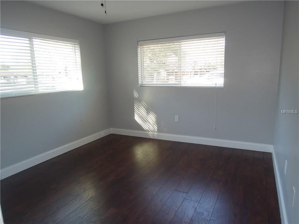 466 34TH AVENUE N, ST PETERSBURG, Florida 33704, 3 Bedrooms Bedrooms, 5 Rooms Rooms,2 BathroomsBathrooms,Residential,For sale,34TH,U7846200