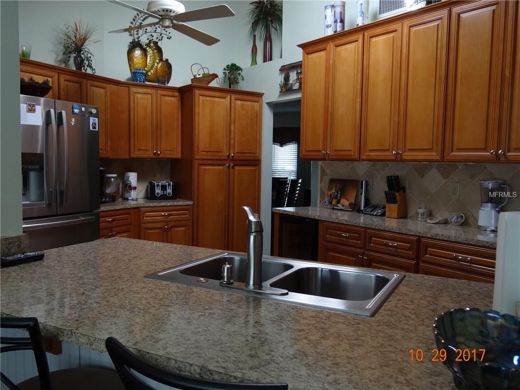 34333 WHISPERING OAKS BOULEVARD, DADE CITY, Florida 33523, 3 Bedrooms Bedrooms, 6 Rooms Rooms,2 BathroomsBathrooms,Residential,For sale,WHISPERING OAKS,A4209494