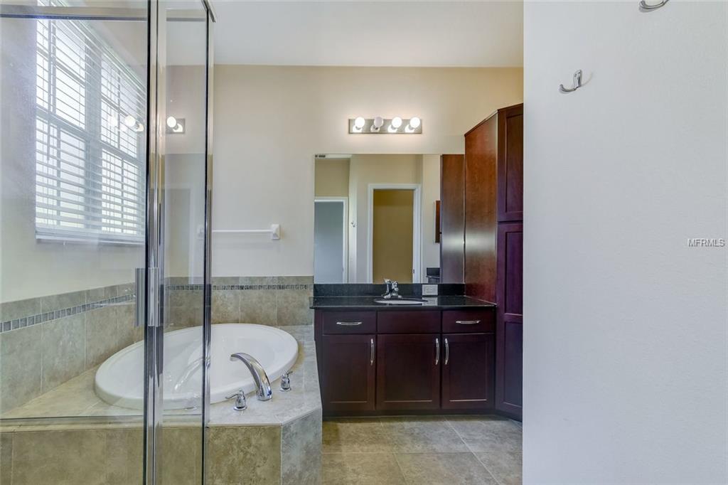 8115 VILLA GRANDE COURT, SARASOTA, Florida 34243, 3 Bedrooms Bedrooms, 7 Rooms Rooms,2 BathroomsBathrooms,Residential,For sale,VILLA GRANDE,A4209777