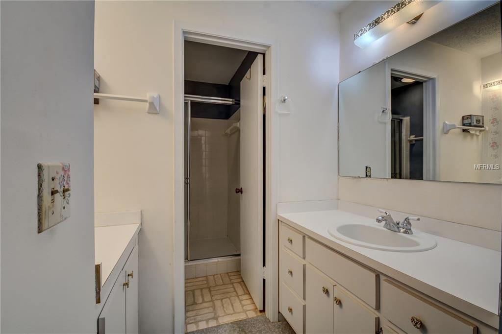 600 N BOUNDARY AVE, DELAND, Florida 32720, 2 Bedrooms Bedrooms, 6 Rooms Rooms,2 BathroomsBathrooms,Residential,For sale,N BOUNDARY AVE,V4722920