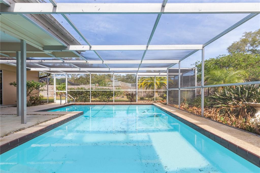 2781 ROCKLEDGE LANE, CLEARWATER, Florida 33761, 4 Bedrooms Bedrooms, 3 Rooms Rooms,3 BathroomsBathrooms,Residential,For sale,ROCKLEDGE,U7847544