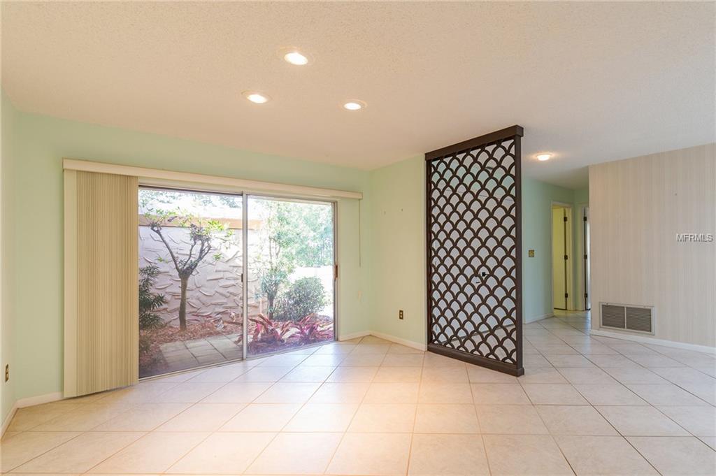 2781 ROCKLEDGE LANE, CLEARWATER, Florida 33761, 4 Bedrooms Bedrooms, 3 Rooms Rooms,3 BathroomsBathrooms,Residential,For sale,ROCKLEDGE,U7847544