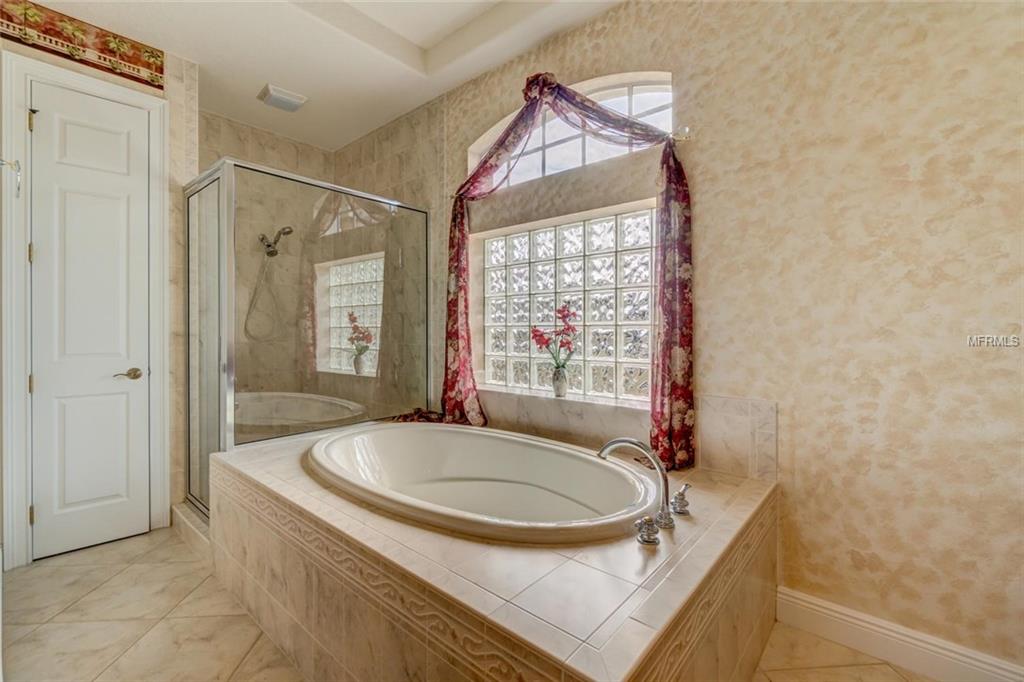 10096 HOLLY BERRY DRIVE, WEEKI WACHEE, Florida 34613, 3 Bedrooms Bedrooms, 8 Rooms Rooms,2 BathroomsBathrooms,Residential,For sale,HOLLY BERRY,W7637850