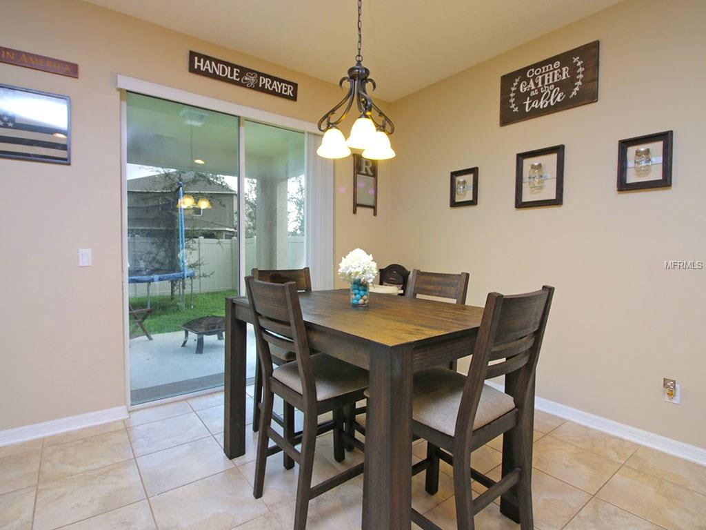 1118 WHITE WATER BAY DRIVE, GROVELAND, Florida 34736, 4 Bedrooms Bedrooms, 7 Rooms Rooms,2 BathroomsBathrooms,Residential,For sale,WHITE WATER BAY,O5532382