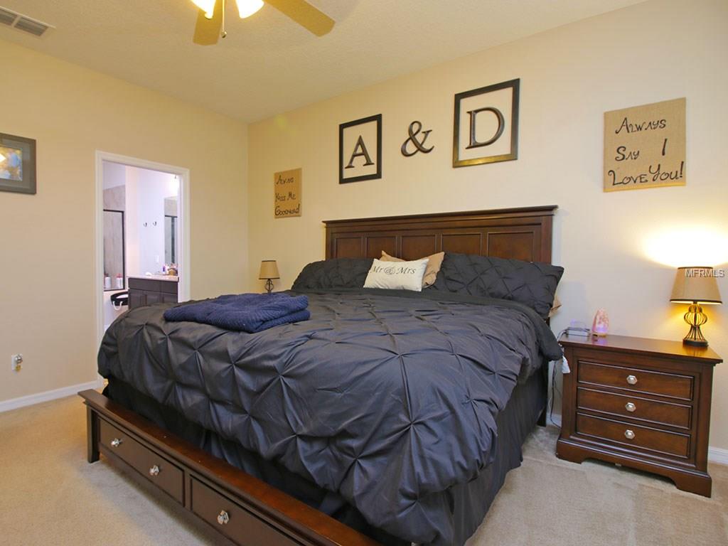 1118 WHITE WATER BAY DRIVE, GROVELAND, Florida 34736, 4 Bedrooms Bedrooms, 7 Rooms Rooms,2 BathroomsBathrooms,Residential,For sale,WHITE WATER BAY,O5532382