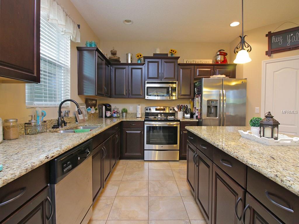 1118 WHITE WATER BAY DRIVE, GROVELAND, Florida 34736, 4 Bedrooms Bedrooms, 7 Rooms Rooms,2 BathroomsBathrooms,Residential,For sale,WHITE WATER BAY,O5532382