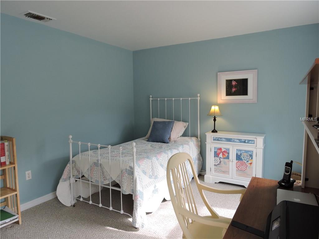 704 TROPICAL CIRCLE, SARASOTA, Florida 34242, 3 Bedrooms Bedrooms, 6 Rooms Rooms,2 BathroomsBathrooms,Residential,For sale,TROPICAL,A4197363