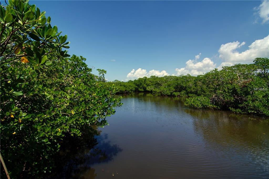 704 TROPICAL CIRCLE, SARASOTA, Florida 34242, 3 Bedrooms Bedrooms, 6 Rooms Rooms,2 BathroomsBathrooms,Residential,For sale,TROPICAL,A4197363
