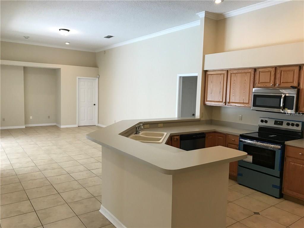 316 FORREST CREST CT, OCOEE, Florida 34761, 4 Bedrooms Bedrooms, 4 Rooms Rooms,3 BathroomsBathrooms,Residential,For sale,FORREST CREST CT,O5542607