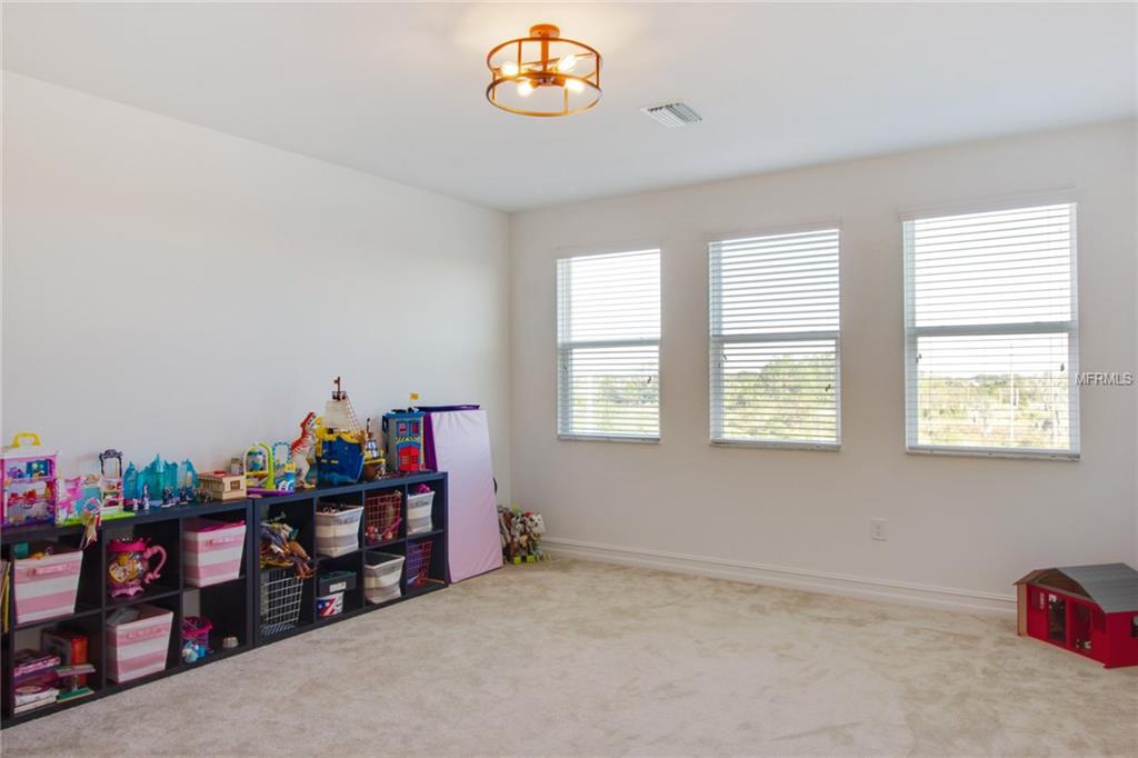 4568 ESPERANZA COURT, WESLEY CHAPEL, Florida 33543, 5 Bedrooms Bedrooms, 10 Rooms Rooms,4 BathroomsBathrooms,Residential,For sale,ESPERANZA,T2912912