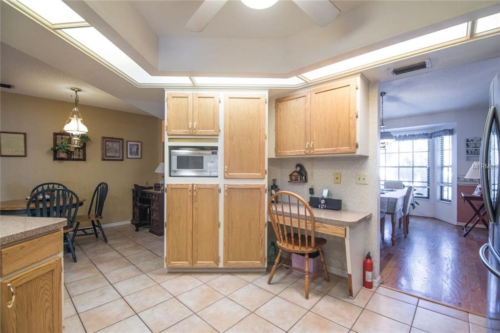 1563 KINSMAN WAY, LAKELAND, Florida 33809, 4 Bedrooms Bedrooms, 3 Rooms Rooms,2 BathroomsBathrooms,Residential,For sale,KINSMAN,L4724563