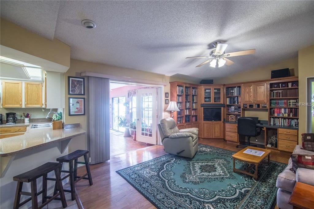 1563 KINSMAN WAY, LAKELAND, Florida 33809, 4 Bedrooms Bedrooms, 3 Rooms Rooms,2 BathroomsBathrooms,Residential,For sale,KINSMAN,L4724563