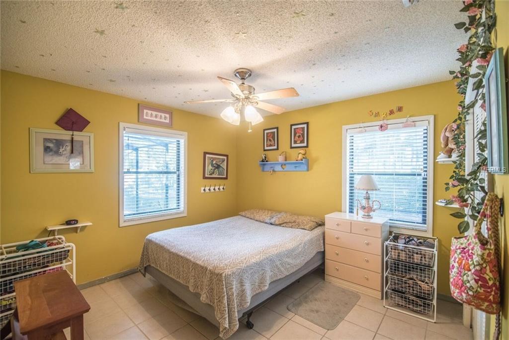 1563 KINSMAN WAY, LAKELAND, Florida 33809, 4 Bedrooms Bedrooms, 3 Rooms Rooms,2 BathroomsBathrooms,Residential,For sale,KINSMAN,L4724563