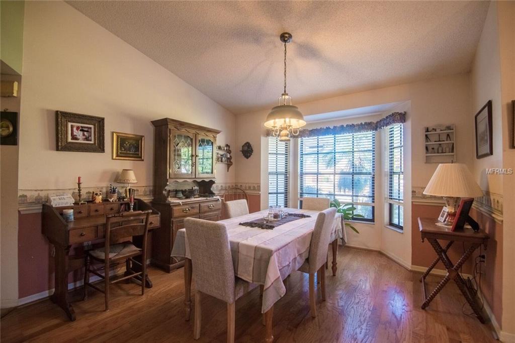 1563 KINSMAN WAY, LAKELAND, Florida 33809, 4 Bedrooms Bedrooms, 3 Rooms Rooms,2 BathroomsBathrooms,Residential,For sale,KINSMAN,L4724563