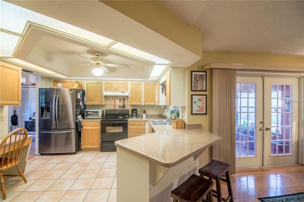 1563 KINSMAN WAY, LAKELAND, Florida 33809, 4 Bedrooms Bedrooms, 3 Rooms Rooms,2 BathroomsBathrooms,Residential,For sale,KINSMAN,L4724563