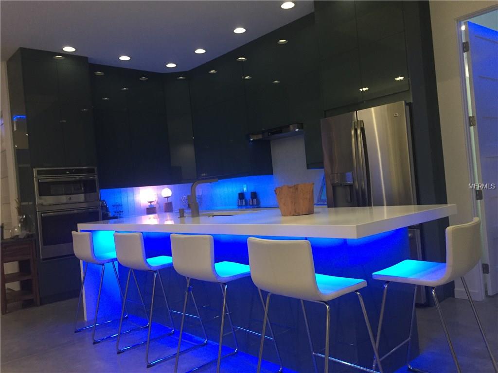 2745 S EAST AVENUE, SARASOTA, Florida 34239, 3 Bedrooms Bedrooms, 3 Rooms Rooms,3 BathroomsBathrooms,Residential,For sale,EAST,A4205568