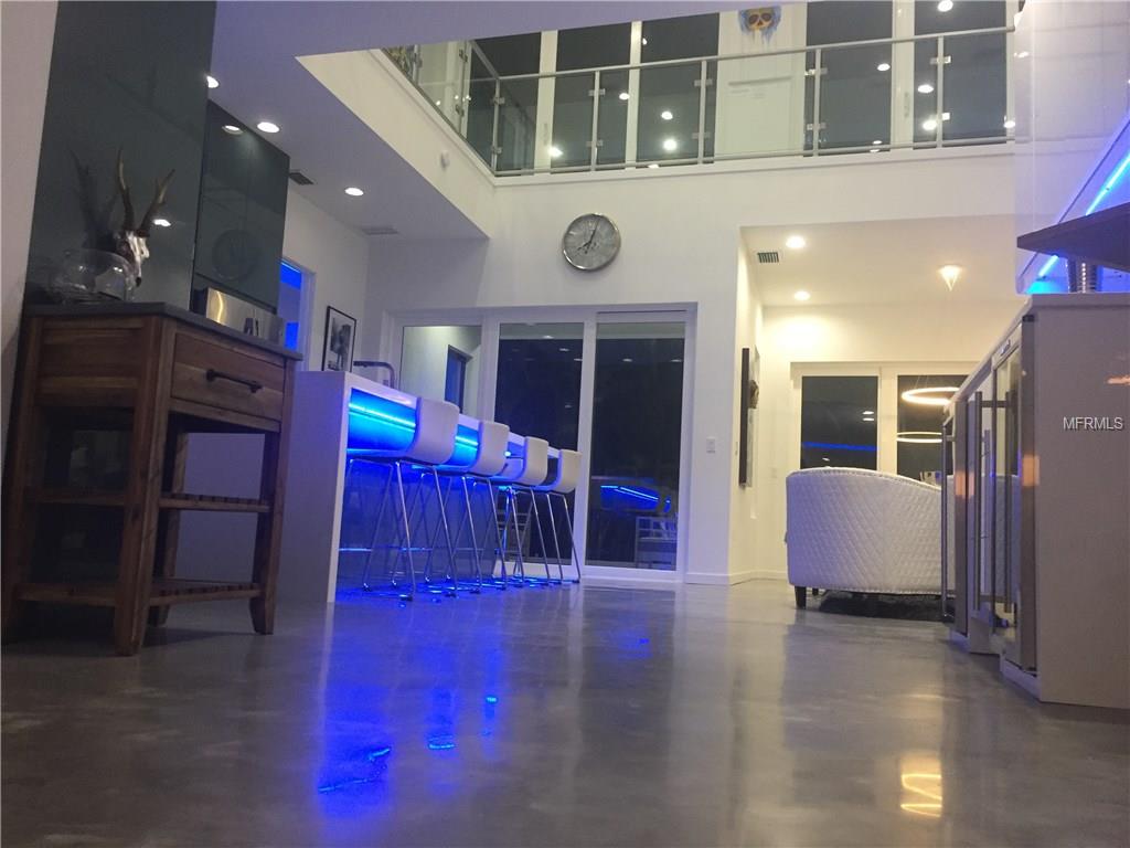 2745 S EAST AVENUE, SARASOTA, Florida 34239, 3 Bedrooms Bedrooms, 3 Rooms Rooms,3 BathroomsBathrooms,Residential,For sale,EAST,A4205568