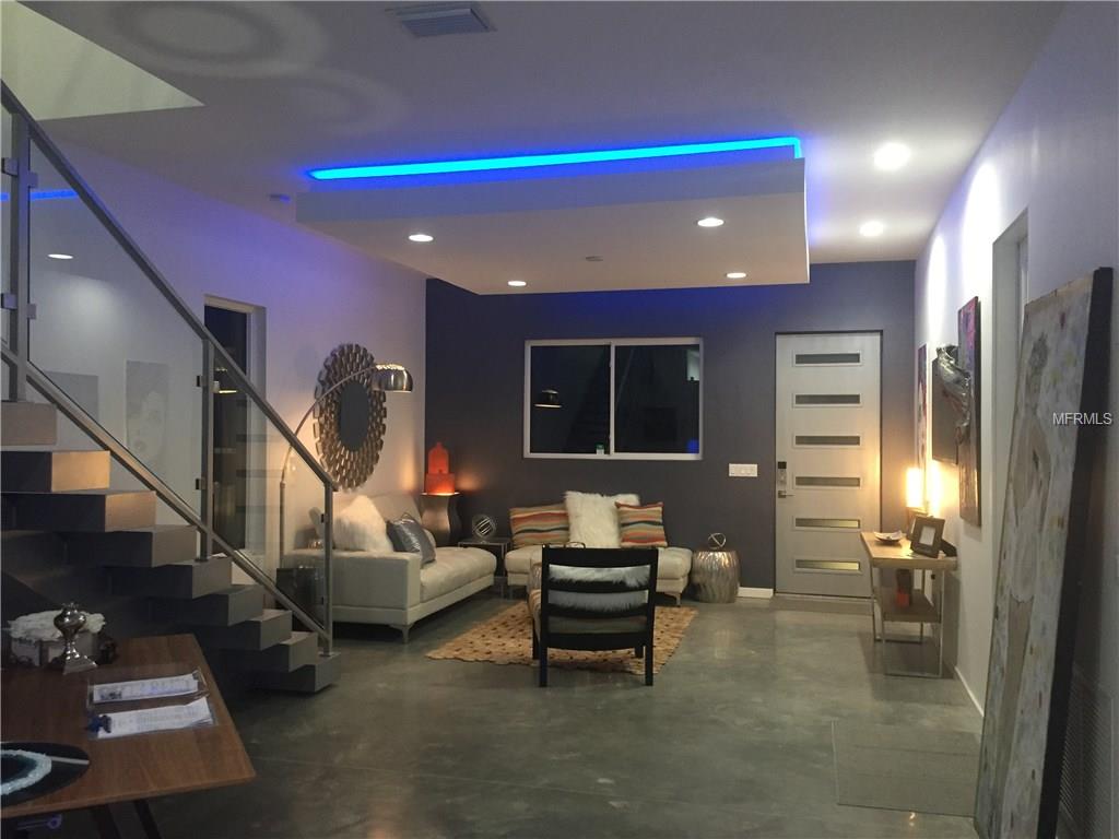 2745 S EAST AVENUE, SARASOTA, Florida 34239, 3 Bedrooms Bedrooms, 3 Rooms Rooms,3 BathroomsBathrooms,Residential,For sale,EAST,A4205568