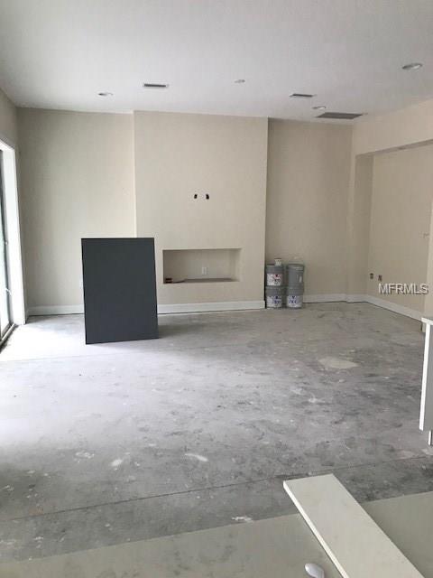 711 34TH AVENUE N, ST PETERSBURG, Florida 33704, 5 Bedrooms Bedrooms, 8 Rooms Rooms,4 BathroomsBathrooms,Residential,For sale,34TH,T2922145