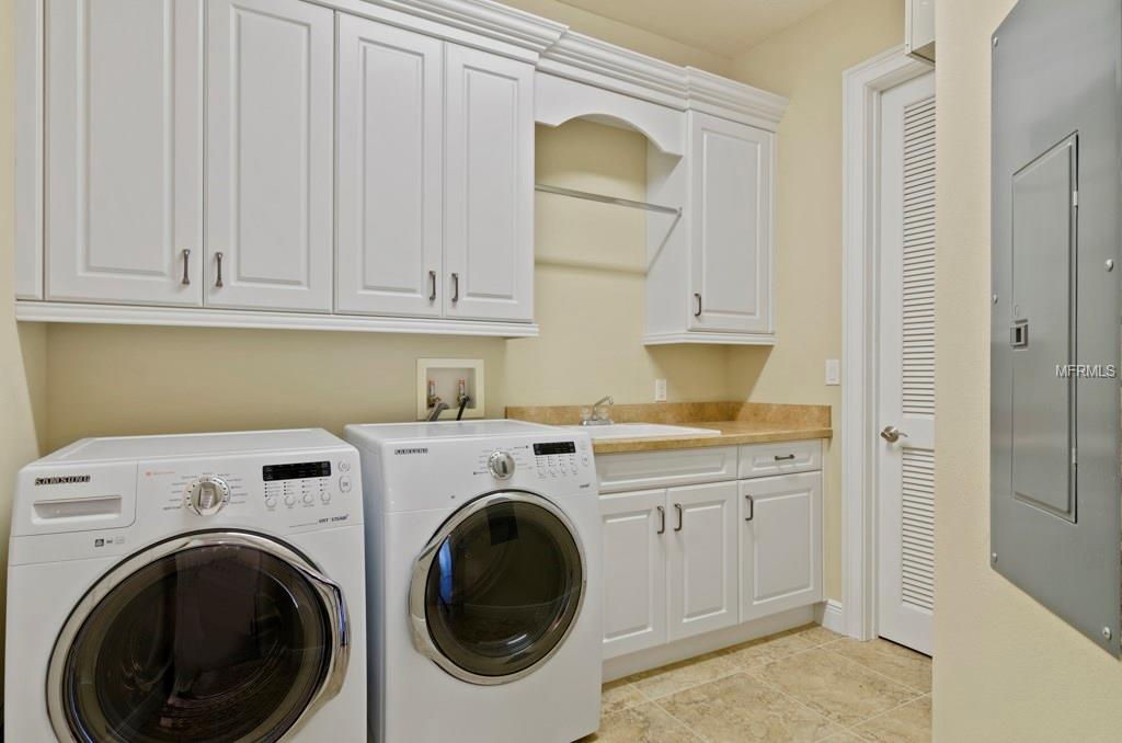 335 W WELBOURNE AVENUE, WINTER PARK, Florida 32789, 3 Bedrooms Bedrooms, 6 Rooms Rooms,3 BathroomsBathrooms,Residential,For sale,WELBOURNE,O5557374