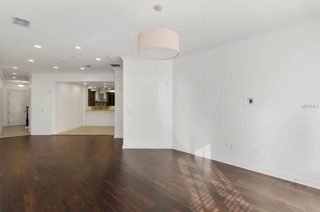 335 W WELBOURNE AVENUE, WINTER PARK, Florida 32789, 3 Bedrooms Bedrooms, 6 Rooms Rooms,3 BathroomsBathrooms,Residential,For sale,WELBOURNE,O5557374