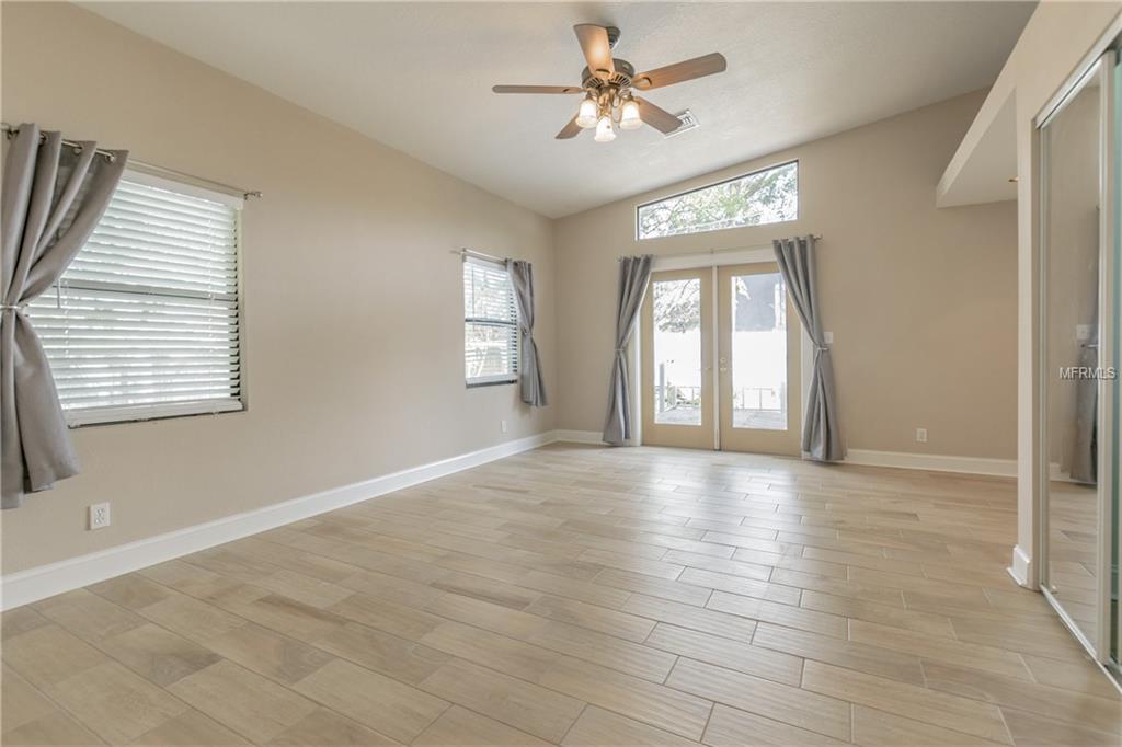 2409 W STROUD AVENUE, TAMPA, Florida 33629, 3 Bedrooms Bedrooms, 6 Rooms Rooms,2 BathroomsBathrooms,Residential,For sale,STROUD,T2925023