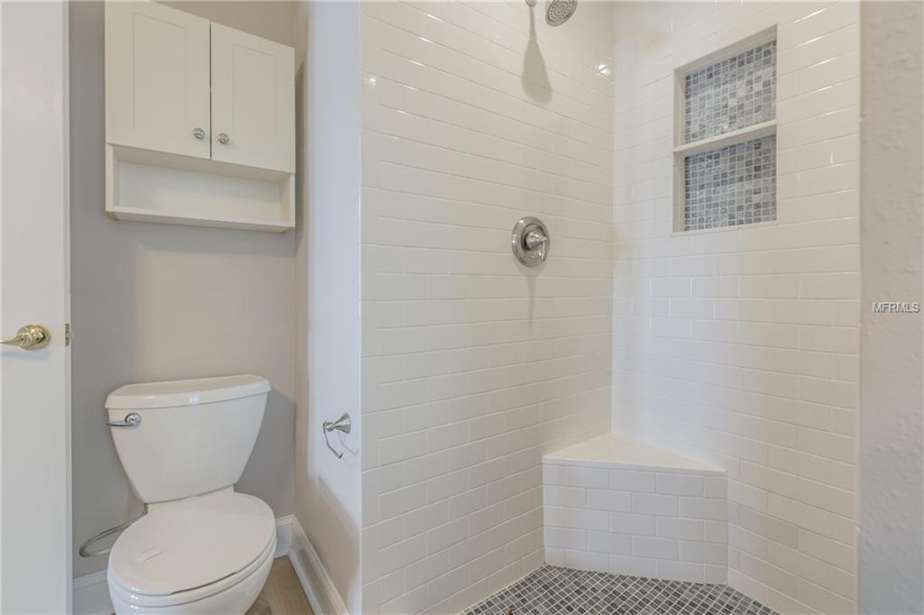 2409 W STROUD AVENUE, TAMPA, Florida 33629, 3 Bedrooms Bedrooms, 6 Rooms Rooms,2 BathroomsBathrooms,Residential,For sale,STROUD,T2925023