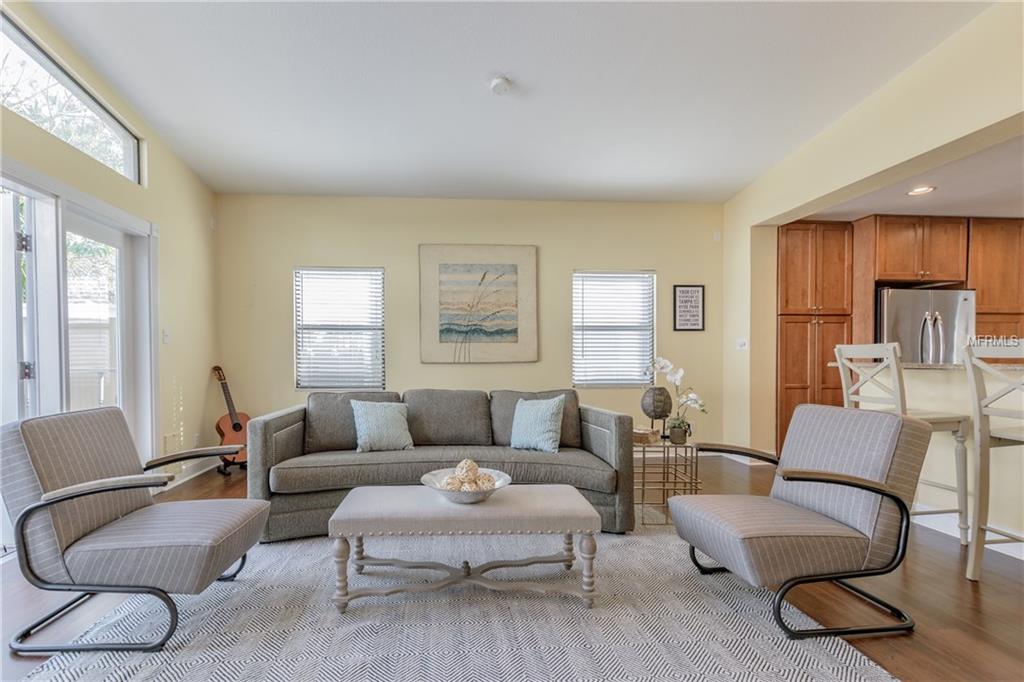 2409 W STROUD AVENUE, TAMPA, Florida 33629, 3 Bedrooms Bedrooms, 6 Rooms Rooms,2 BathroomsBathrooms,Residential,For sale,STROUD,T2925023