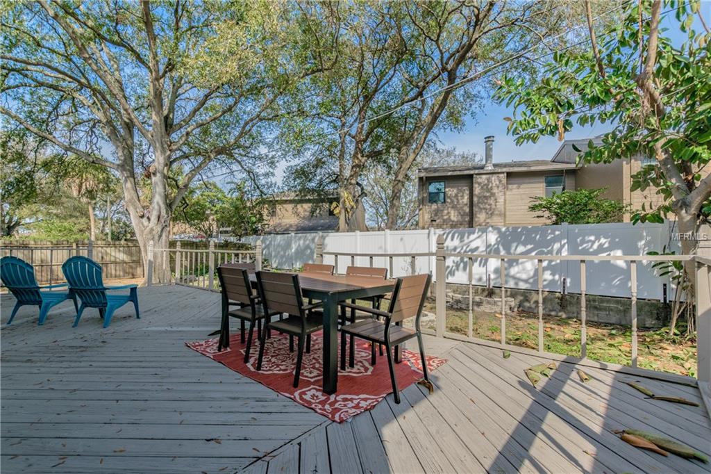 2409 W STROUD AVENUE, TAMPA, Florida 33629, 3 Bedrooms Bedrooms, 6 Rooms Rooms,2 BathroomsBathrooms,Residential,For sale,STROUD,T2925023