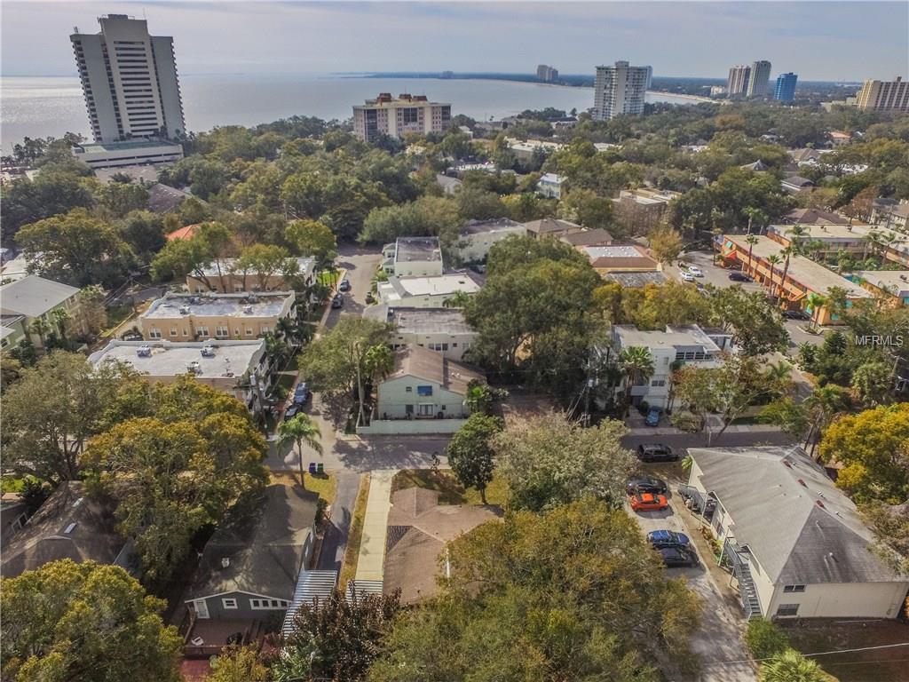 2409 W STROUD AVENUE, TAMPA, Florida 33629, 3 Bedrooms Bedrooms, 6 Rooms Rooms,2 BathroomsBathrooms,Residential,For sale,STROUD,T2925023