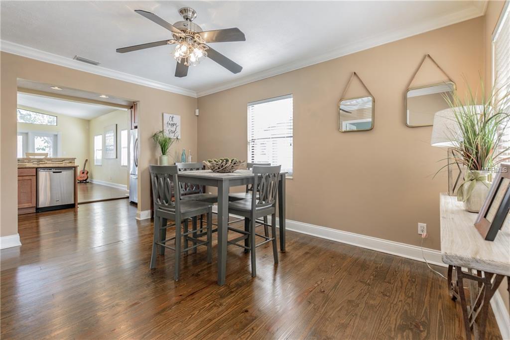 2409 W STROUD AVENUE, TAMPA, Florida 33629, 3 Bedrooms Bedrooms, 6 Rooms Rooms,2 BathroomsBathrooms,Residential,For sale,STROUD,T2925023