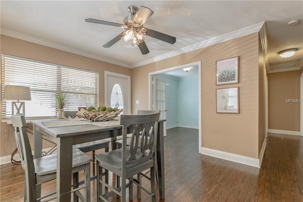 2409 W STROUD AVENUE, TAMPA, Florida 33629, 3 Bedrooms Bedrooms, 6 Rooms Rooms,2 BathroomsBathrooms,Residential,For sale,STROUD,T2925023