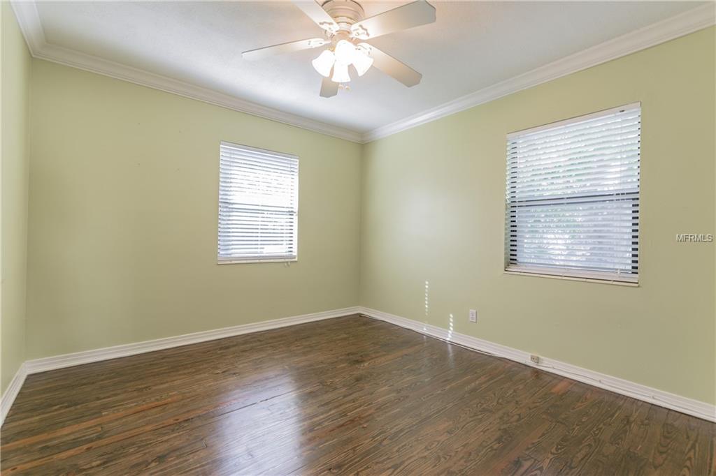 2409 W STROUD AVENUE, TAMPA, Florida 33629, 3 Bedrooms Bedrooms, 6 Rooms Rooms,2 BathroomsBathrooms,Residential,For sale,STROUD,T2925023