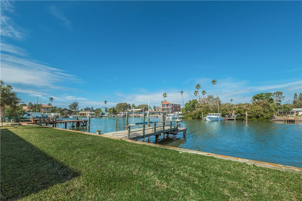 314 10TH AVENUE, INDIAN ROCKS BEACH, Florida 33785, 3 Bedrooms Bedrooms, 7 Rooms Rooms,2 BathroomsBathrooms,Residential,For sale,10TH,U7847194