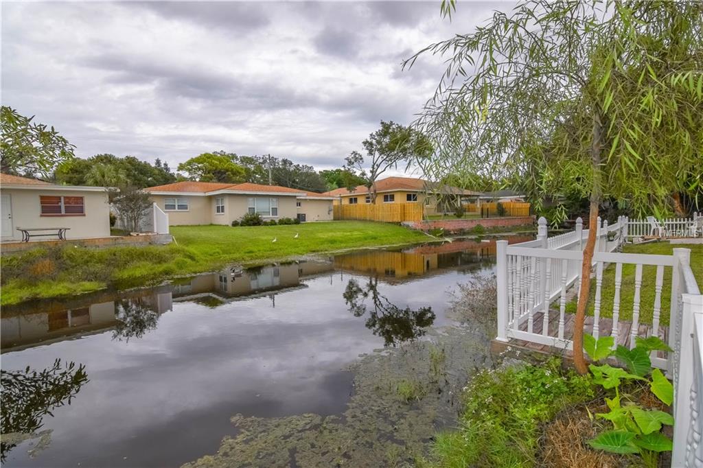 11091 NAVAJO DRIVE, SEMINOLE, Florida 33772, 4 Bedrooms Bedrooms, 8 Rooms Rooms,2 BathroomsBathrooms,Residential,For sale,NAVAJO,U7839536