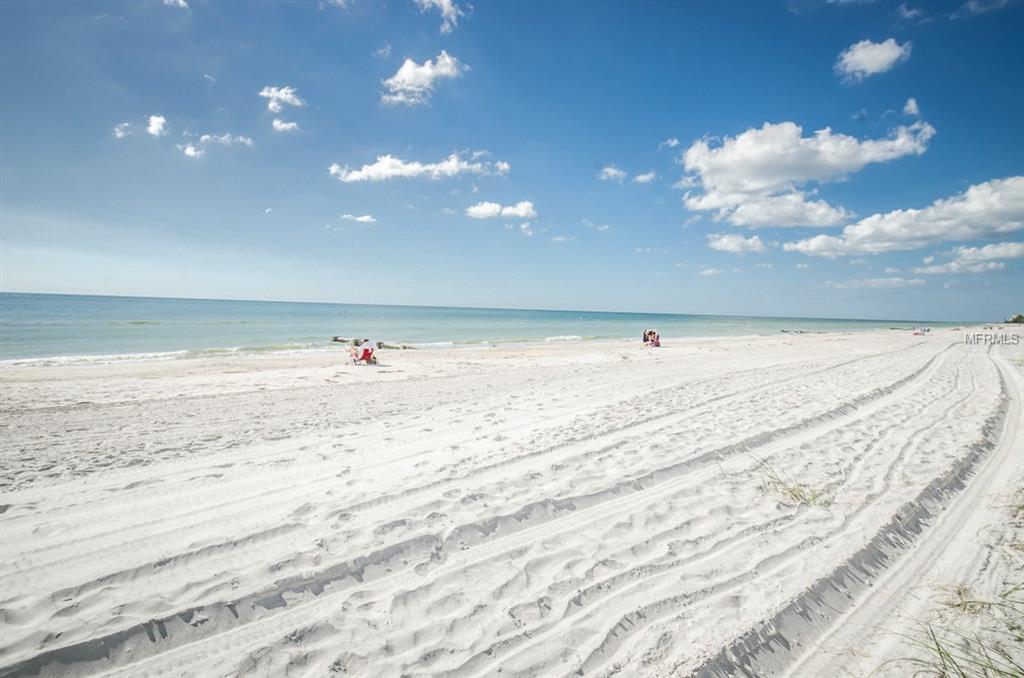 11091 NAVAJO DRIVE, SEMINOLE, Florida 33772, 4 Bedrooms Bedrooms, 8 Rooms Rooms,2 BathroomsBathrooms,Residential,For sale,NAVAJO,U7839536