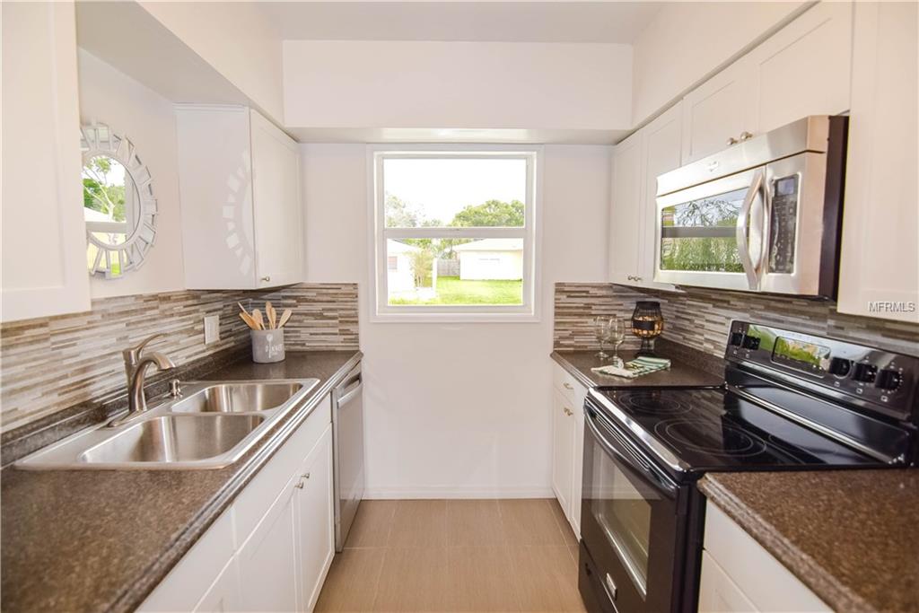 11091 NAVAJO DRIVE, SEMINOLE, Florida 33772, 4 Bedrooms Bedrooms, 8 Rooms Rooms,2 BathroomsBathrooms,Residential,For sale,NAVAJO,U7839536