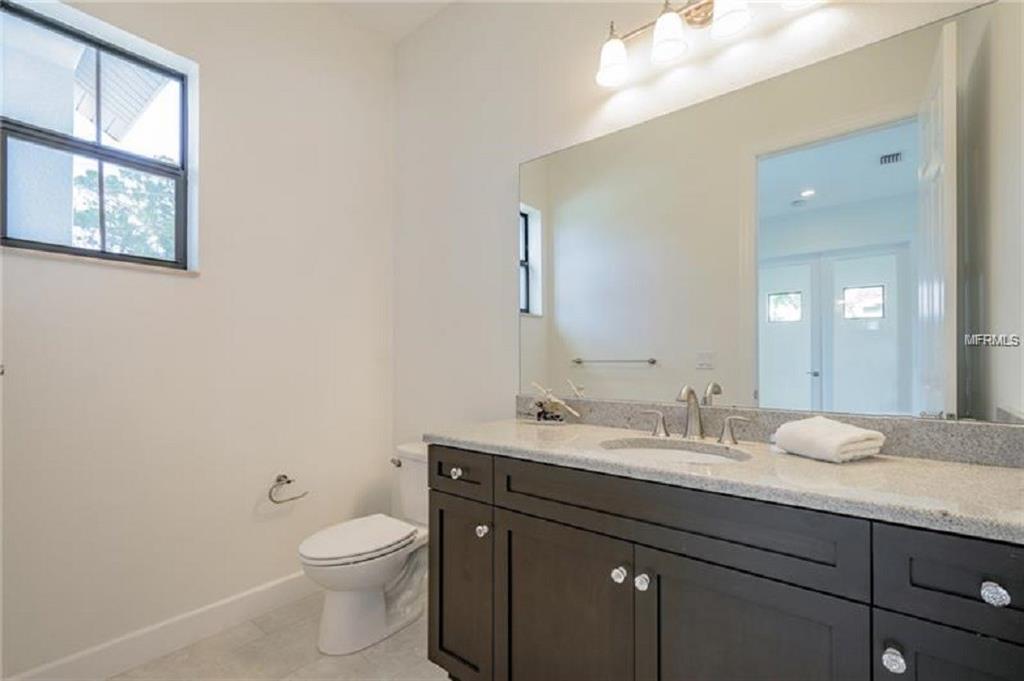 2660 COLUMBUS WAY S, ST PETERSBURG, Florida 33712, 3 Bedrooms Bedrooms, 6 Rooms Rooms,2 BathroomsBathrooms,Residential,For sale,COLUMBUS,U7842739