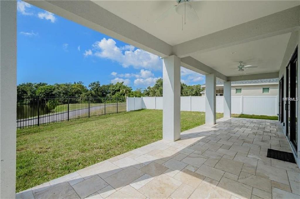 2660 COLUMBUS WAY S, ST PETERSBURG, Florida 33712, 3 Bedrooms Bedrooms, 6 Rooms Rooms,2 BathroomsBathrooms,Residential,For sale,COLUMBUS,U7842739